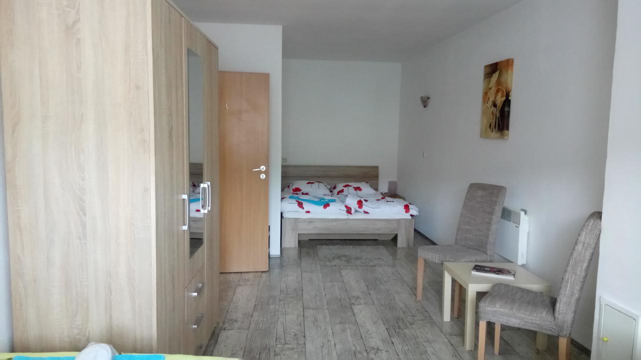 Penzion U Formana Straz nad Nezarkou Exterior photo